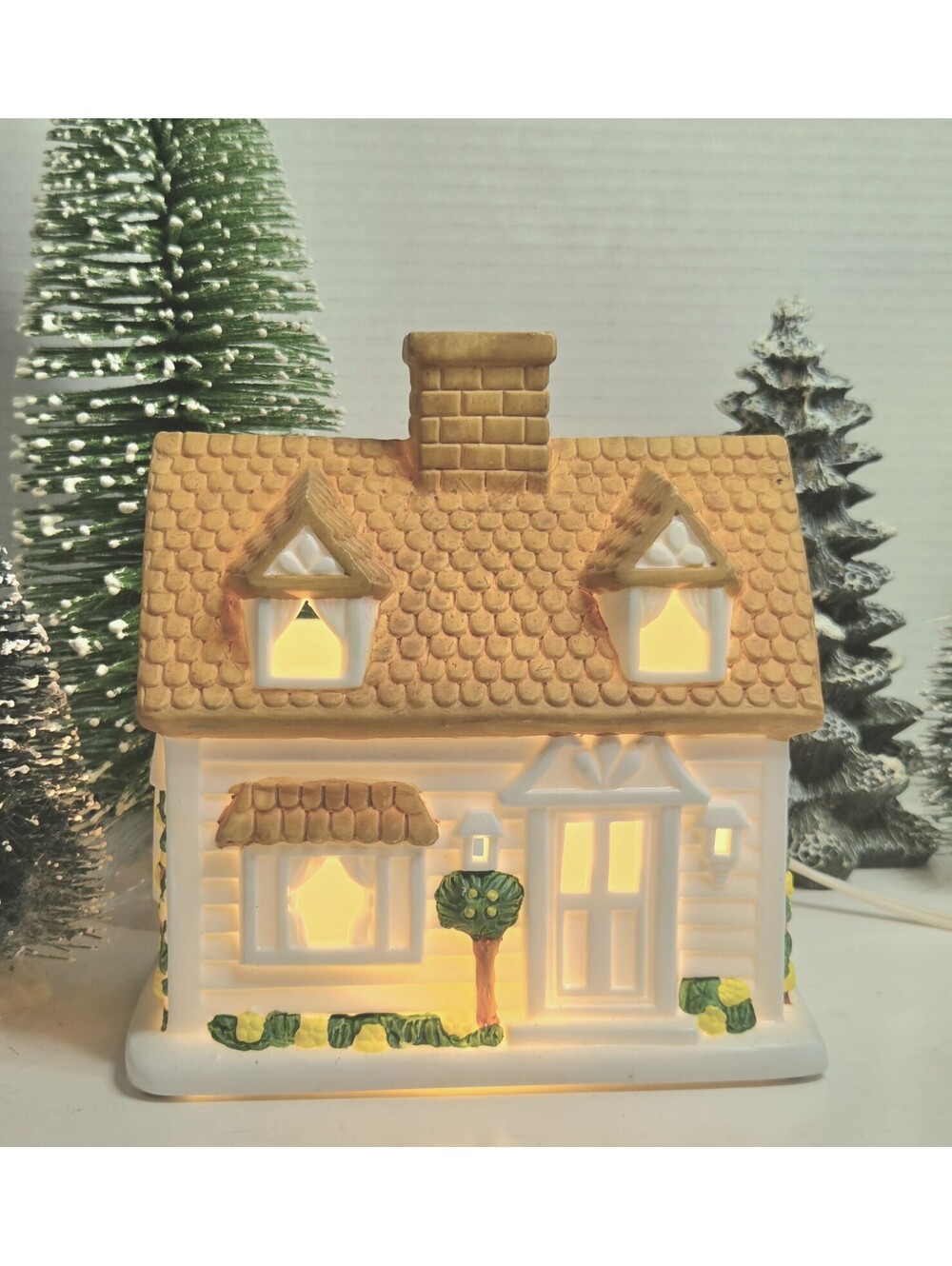 Partylite Tea Lite Candle Holder Retired Village House Ceramic House Vintage 90s